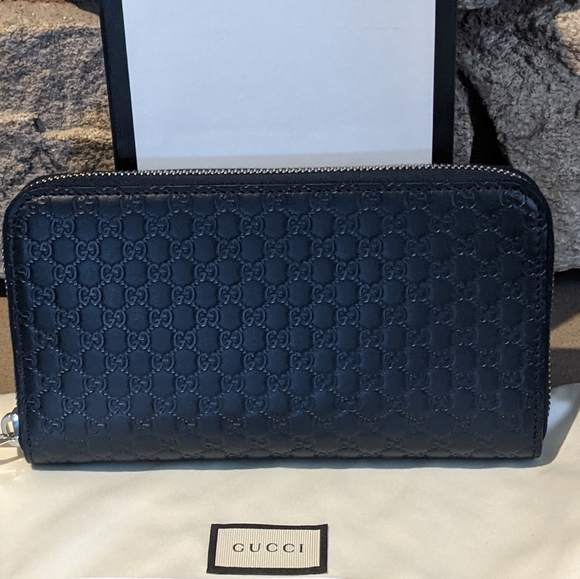 Gucci wallet - Picture 1 of 7